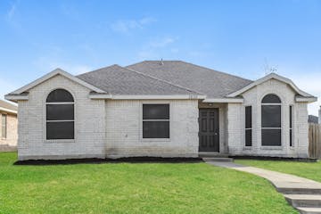1532 Linda Lane Lancaster, TX 75134